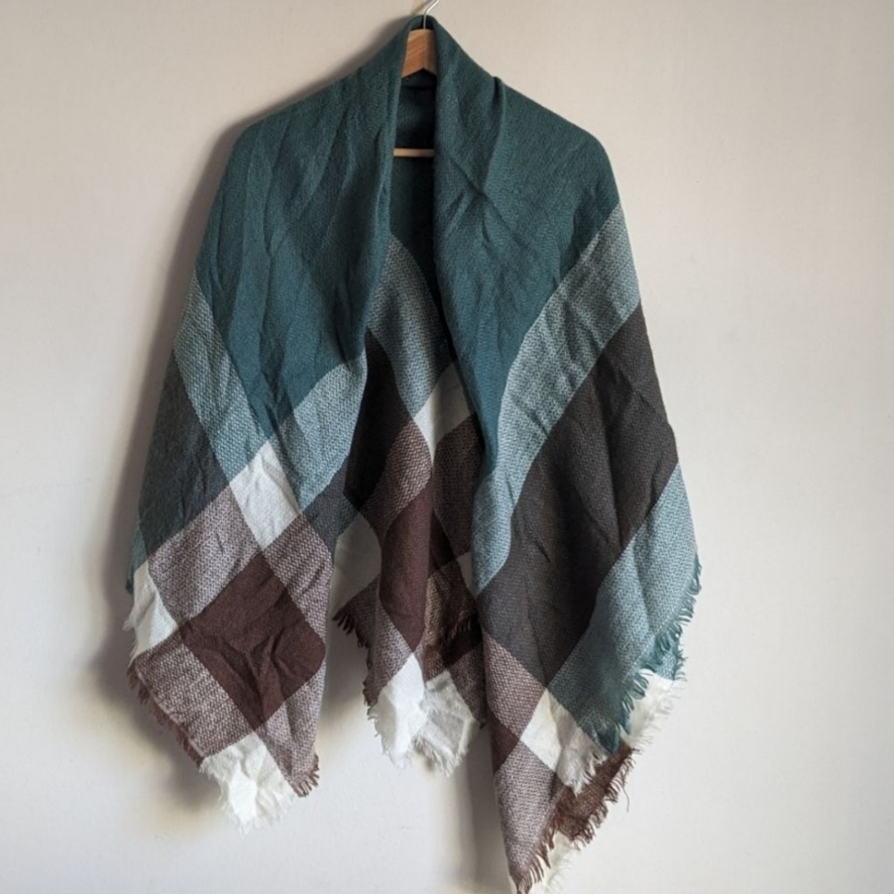Plaid Chunky Fringe Blanket Scarf
